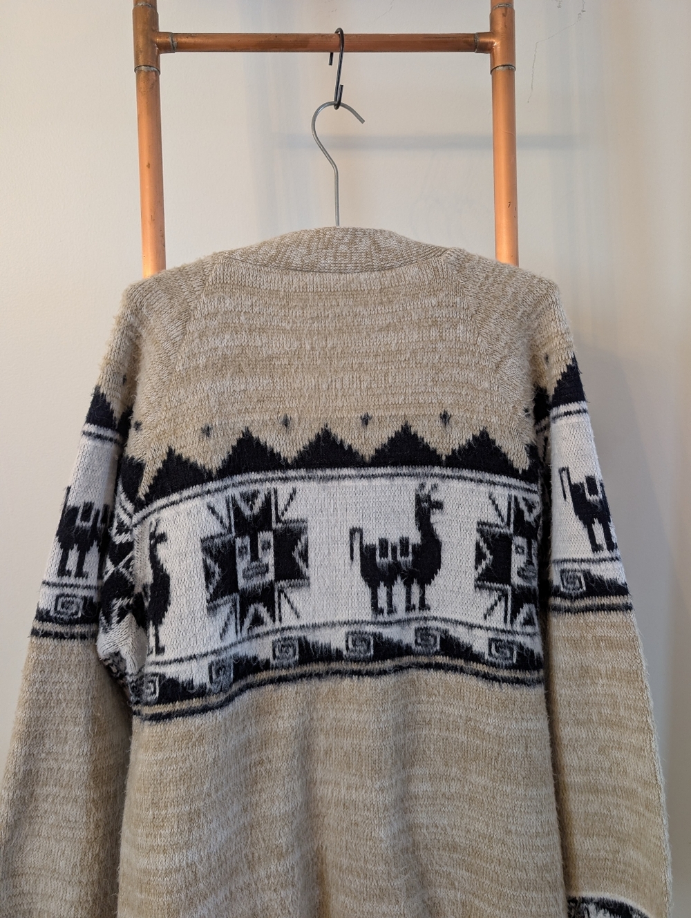 Unisex Handmade Peruvian Beige Patterned Button-Front Cardigan Sweater GORGEOUS - Picture 9 of 9